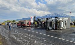 Ağrı'da zincirleme trafik kazası: 2 ölü