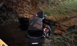 Navigasyon yanlış yolu gösterdi, dereye uçtu!