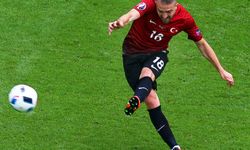 Caner Erkin, futbol kariyerini noktaladı!