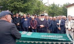Rıza Çalımbay’ın annesi son yolculuğuna uğurlandı