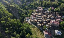 300 yıllık taş evler zamana meydan okuyor