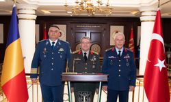 Orgeneral Bayraktaroğlu'ndan kritik görüşme