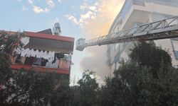 Apartman yangınında nefes kesen kurtarma