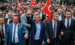 Yeni partinin ismi 'Yürüyüş' mü olacak?