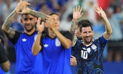 Messi rekor kırdı, Arjantin 3'te 3 yaptı