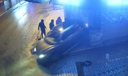 Ciple çarparak döviz bürosunu soydular: Yakalandılar!