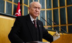 Bahçeli'den Özel'e: Ergen devrimci!