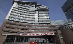 CHP Ankara İl Başkanlığı binası önünde gerginlik