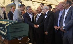 Olcay Baykal son yolculuğuna uğurlandı: Özel ve Kılıçdaroğlu, cenazede tokalaştı