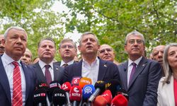 Özgür Özel: Bir santim başka bir yerde değiliz!