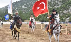 Antalya'da "Kökbörü Müsabakaları ve Geleneksel Atlı Spor Gösterileri" yapıldı