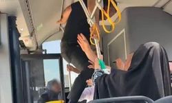 Otobüste tekmeli, yumruklu kavga!