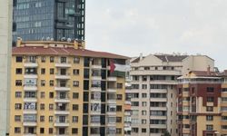 Trump’ın kalacağı otelin karşısına Filistin bayrağı asıldı!