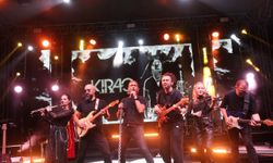 Osmaniye’de Kıraç konserine binlerce kişi akın etti