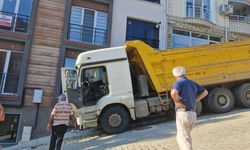 Kamyon dehşeti: Mahalle deprem paniği yaşadı