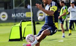 Fenerbahçe, günü çift antrenmanla tamamladı