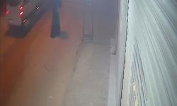 Kadın kılığına girip silahlı saldırı düzenledi