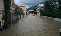 Kastamonu'yu sel vurdu