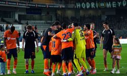 RAMS Başakşehir lige 3 puanla başladı!