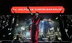Şarkıcı Sefo, Erzurum Kültür Yolu Festivalinde sahne aldı