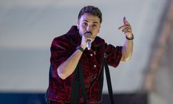 Şarkıcı Sefo TEKNOFEST Mavi Vatan'da konser verdi