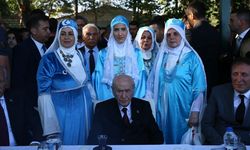 Bahçeli, Ahlat'ta vatandaşlarla buluştu