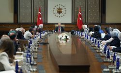 Cumhurbaşkanı, okul saldırısında hayatını kaybedenlerin ailelerini kabul etti