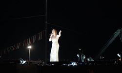‘Sivaslılar Günü'nde Ebru Yaşar rüzgarı