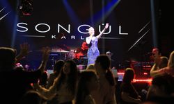 Çameli Festivalinde Songül Karlı rüzgarı