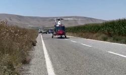 Otomobilde tartıştığı eşini tabancayla vurarak yaraladı