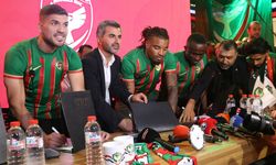 Amedspor, 5 transferi için imza töreni düzenledi
