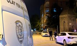 Biber gazı sıktılar, bıçakla saldırdılar: Cinayet kamerada