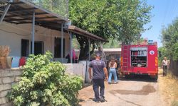 Uzaklaştırma kararını duyan yaşlı adam evi yakmaya çalıştı!