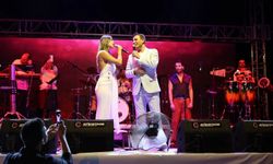 Zeybek Festivali’nde Rafet El Roman rüzgarı!