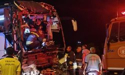 Gaziantep'te feci kaza: 2 ölü, 22 yaralı