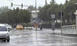 Meteoroloji’den hafta sonu uyarısı: Sağanak geliyor, sıcaklıklar düşecek