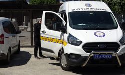 Sultanbeyli'de çelik çatı işçilerin üzerine çöktü