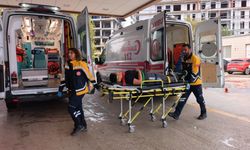 12 yaşındaki çocuk merdiven boşluğuna düştü