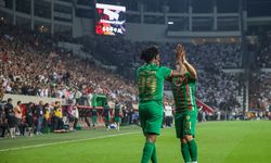 Amedspor Beşiktaş'ı 3-2 mağlup etti: Süper Lig'in yeni lideri oldu