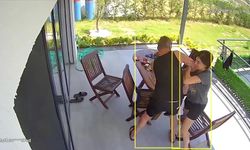 CHP'li Berhan Şimşek'in kadına şiddet anı kamerada!