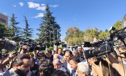 Davutoğlu ‘Cumhurbaşkanına hakaret’ soruşturmasında ifade verdi: Sözlerimin arkasındayım!