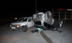 Alkollü sürücü takla attı, başka araca çarptı