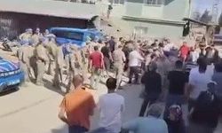 Kaçak elektriğe müdahaleye giden ekiplerin yolu kapatıldı!