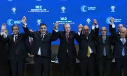 Dokuz belediye başkanı AK Parti'ye katıldı