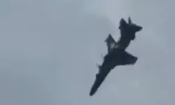 İngiltere'de RAF'a ait eğitim uçağı düştü