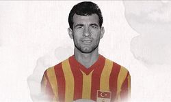 Metin Oktay, vefatının 35. yıl dönümünde kabri başında anıldı