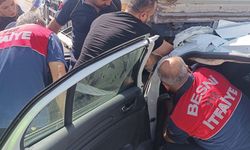 Otomobil tıra arkadan çarptı: 1 ağır yaralı