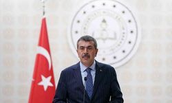 Bakan Tekin'den velilere sosyal medya uyarısı