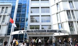 Mersin’de 3 belediye başkanı dahil 59 şüpheli adliyede