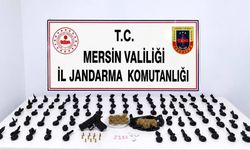 Paket paket satışa hazır uyuşturucu ele geçirildi